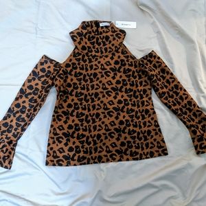 Cold Shoulder Leopard Print Top